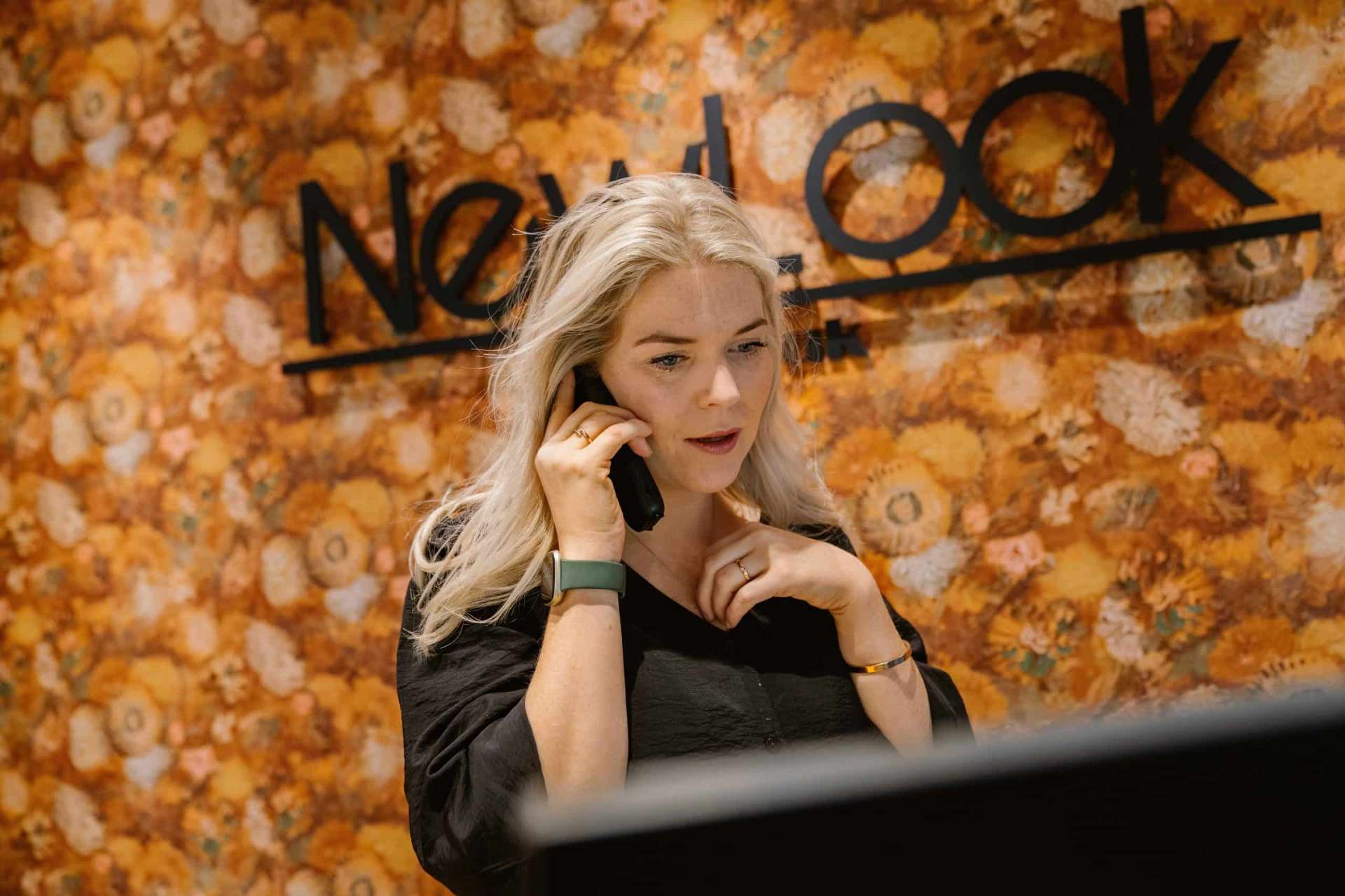Contact NewLook by Anouk